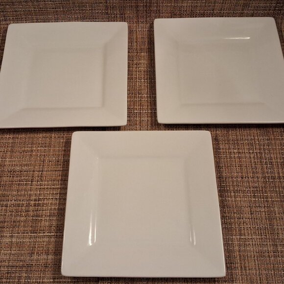 BIA APPETIZER SQUARE PLATES 7-1/4" BY 7-1/4" WHITE Set of 3 - Picture 1 of 8